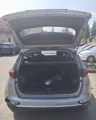 Kia Sportage cena 60000 przebieg: 52079, rok produkcji 2019 z Łask małe 254